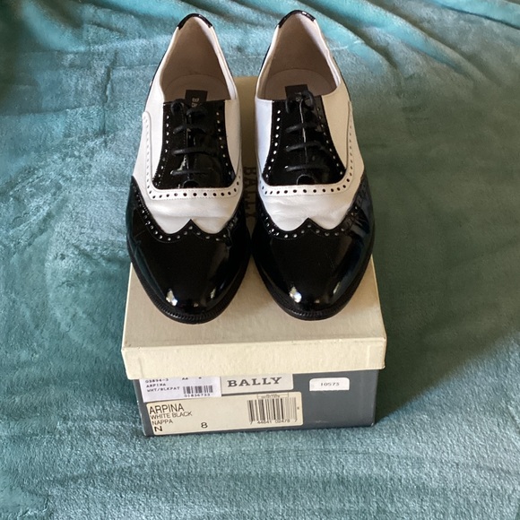 Bally Shoes - Bally Classic Black and White slim fit